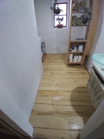 compost toilet flooring